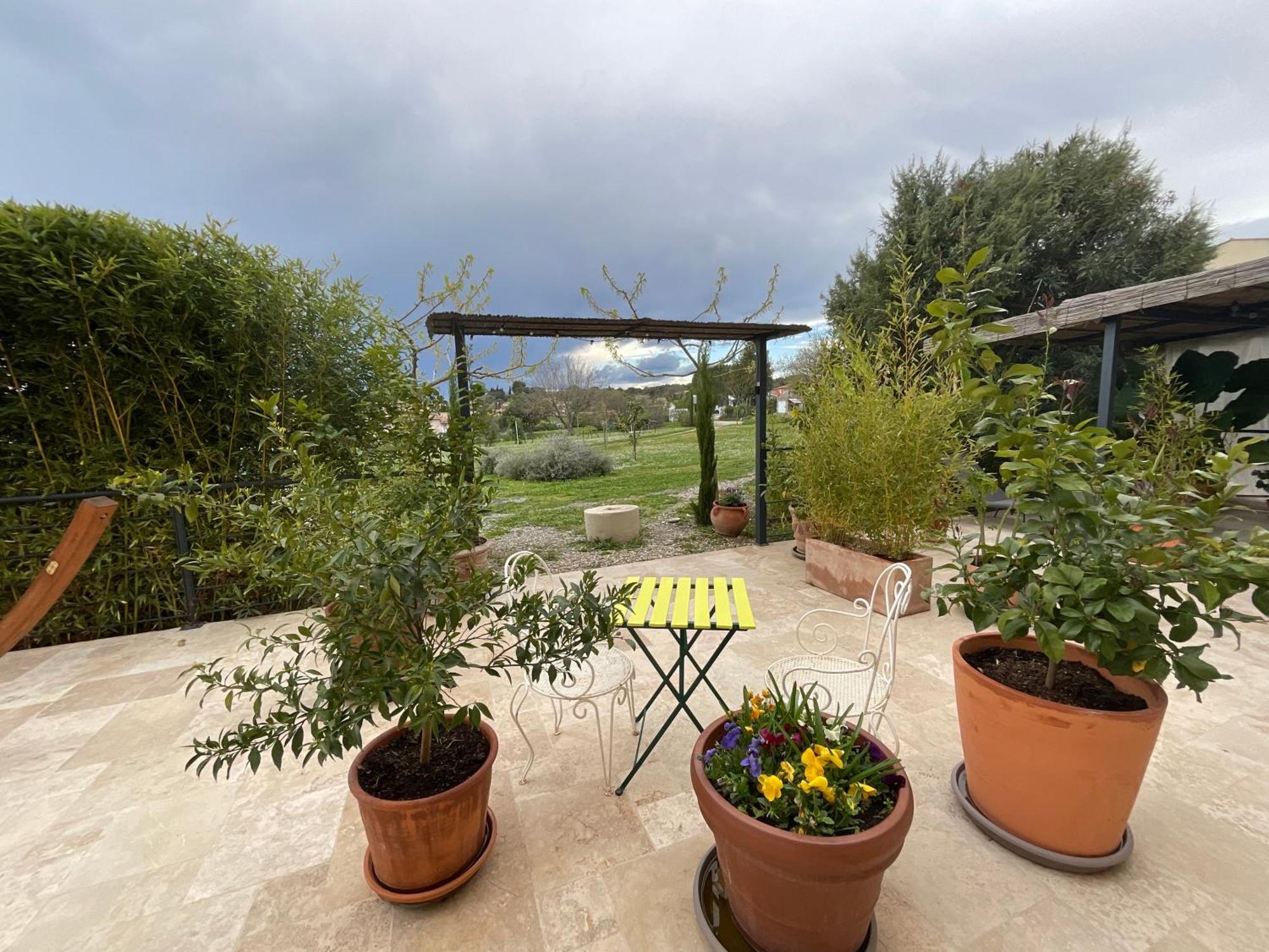 La Bergerie Apartment Domessargues Екстериор снимка
